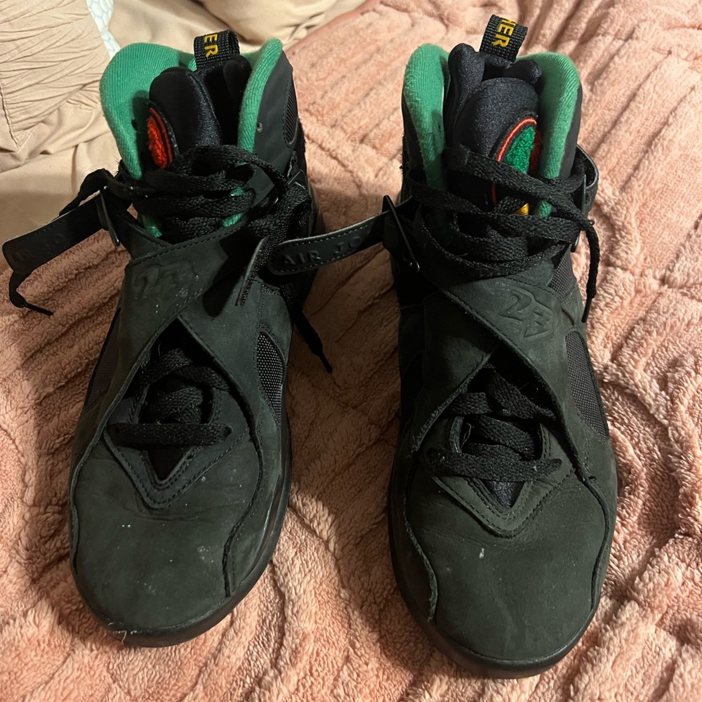 Jordan 8 Retro black and green in great condition